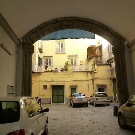 Donnaregina *